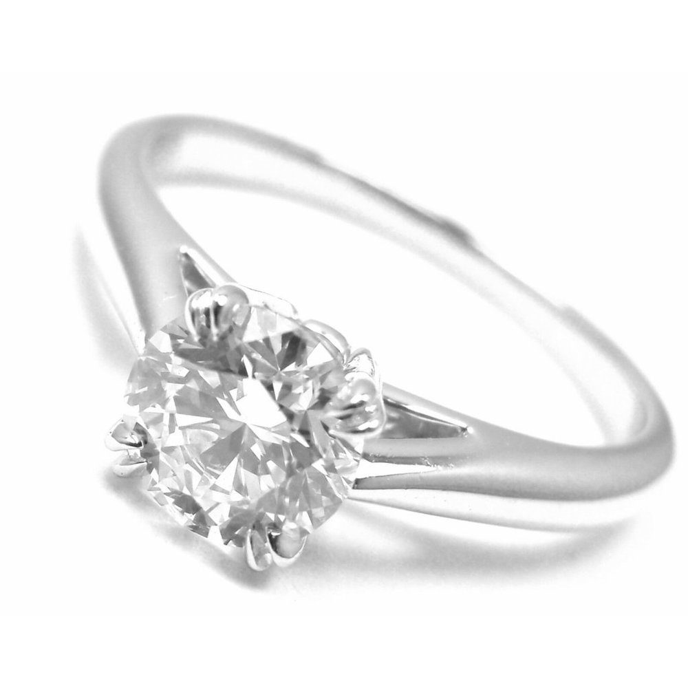 Authentic! Harry Winston Platinum .56ct VVS1/F Diamond Solitaire Engagement Ring - Picture 2 of 11